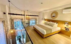 Hotel Emblematico Hi Suites